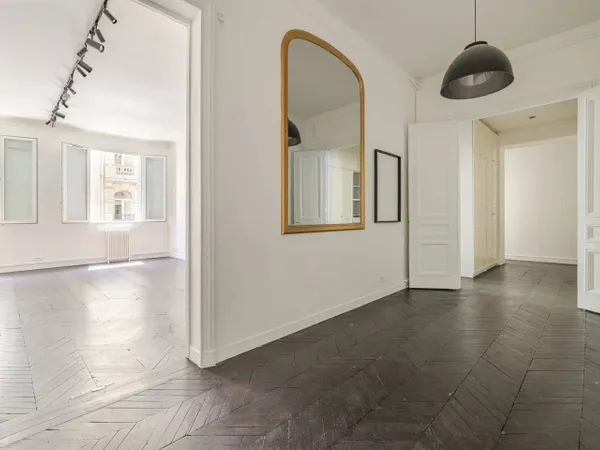 Appartement 4 pièces 147 m² 