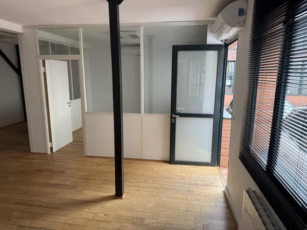 Bureaux 50 m² 