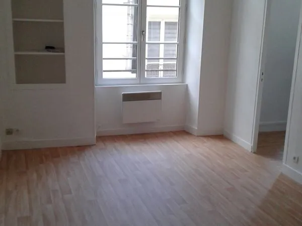 Appartement Location Mortagne-au-Perche 1p 22m² 270€