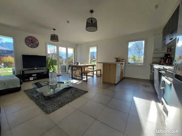 Appartement 4 pièces 82 m² 