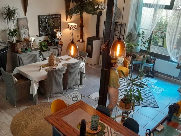 Appartement 388m2 avec chambre d'hôtes en vente à terme libre 