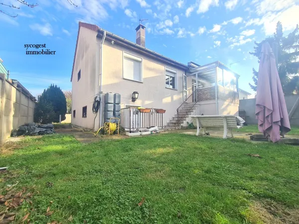 Maison Aulnay Sous Bois 6 pièce(s) 96 m2 