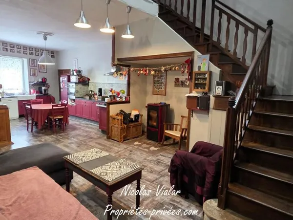 Maison 7 pièces 200 m² 