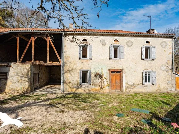 Maison en pierre 6 pièces 155 m² 