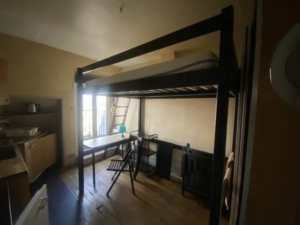 Appartement 1 pièce 13 m² 