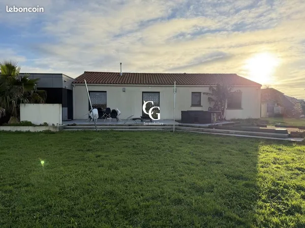 Maison 5 pièces 144 m² 