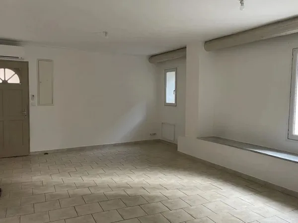 À louer Appartement T3 à Châteauneuf-de-Gadagne 