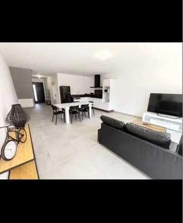 Villa 2 faces 