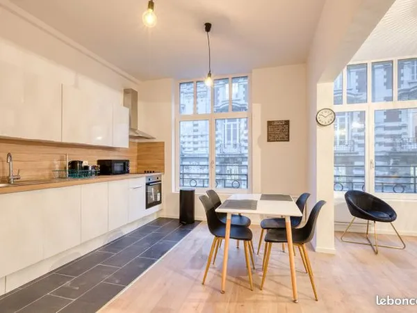 Appartement 4 pièces 77 m² 