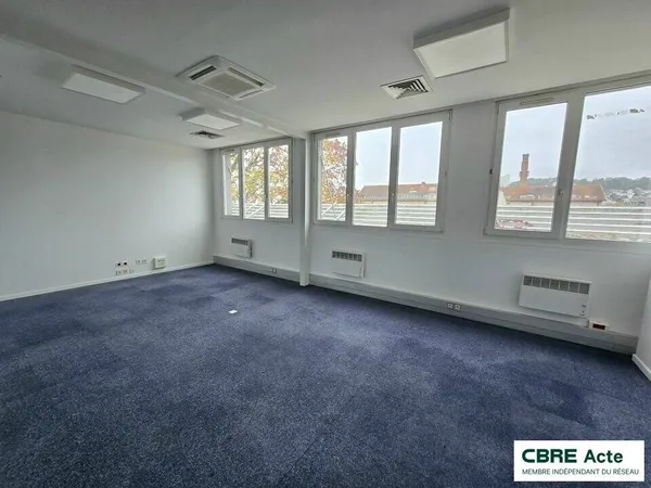 Bureau 807 m² 