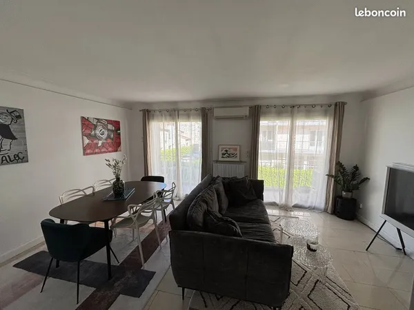 Maison familiale avec grand garage - Agen centre 