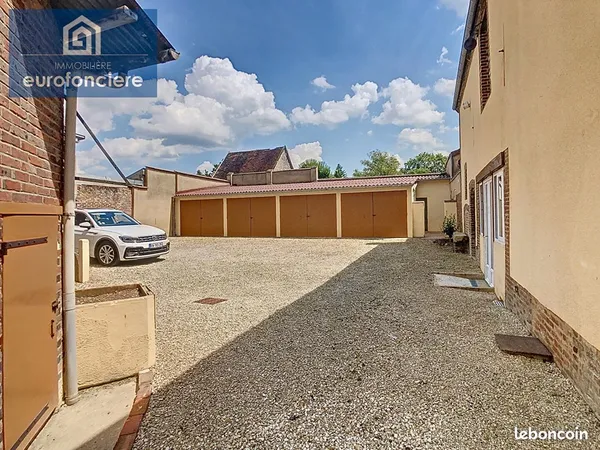Maison 10 pièces 249 m² 