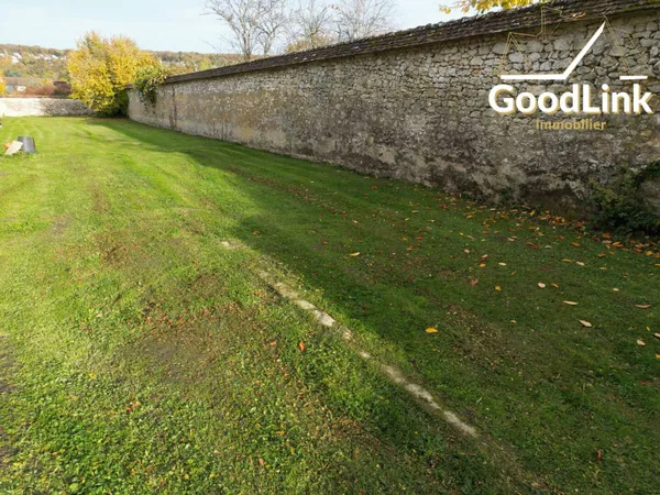 Terrain 670 m² 