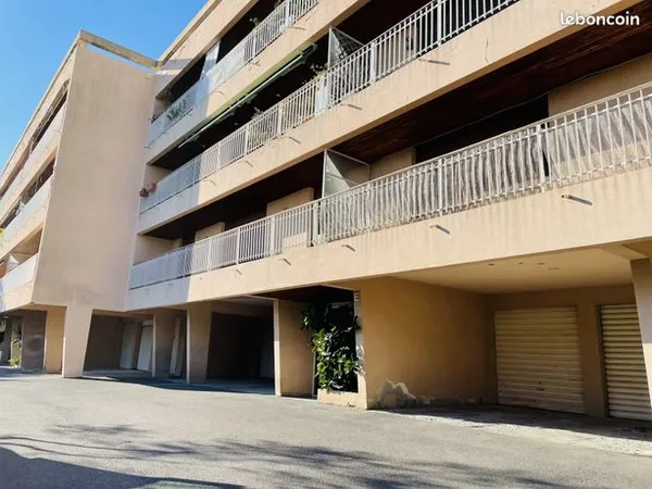 Appartement 4 pièces 85 m² 