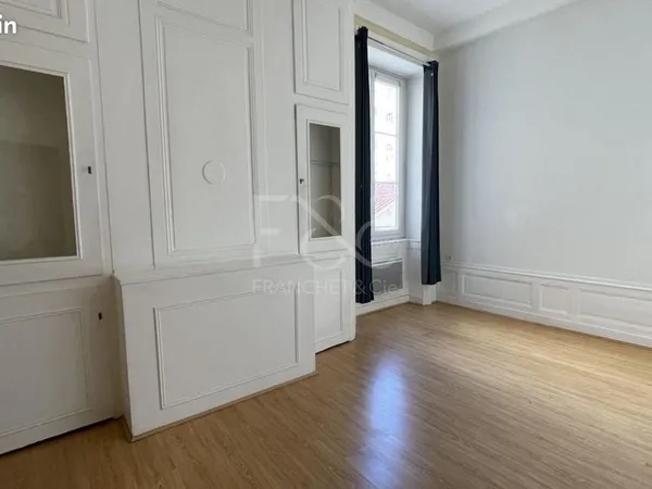 Appartement 3 pièces 90 m² 