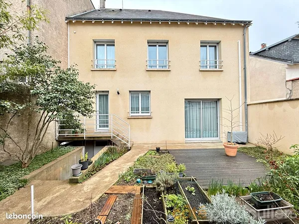 Maison 9 pièces 184 m² 