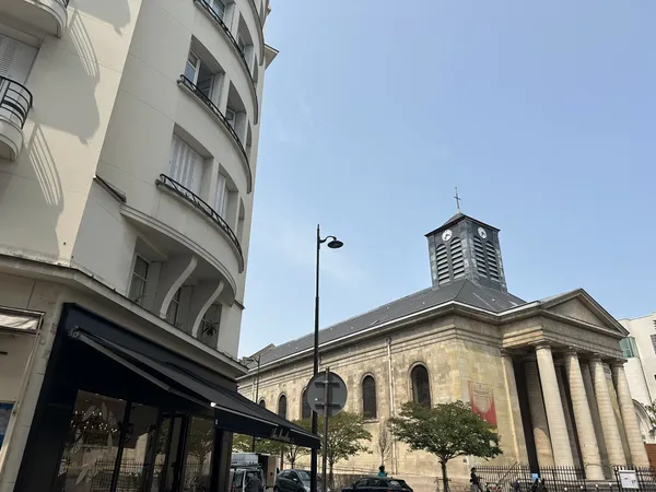 Appartement de 3 pièces rue St Dominique Paris 7 