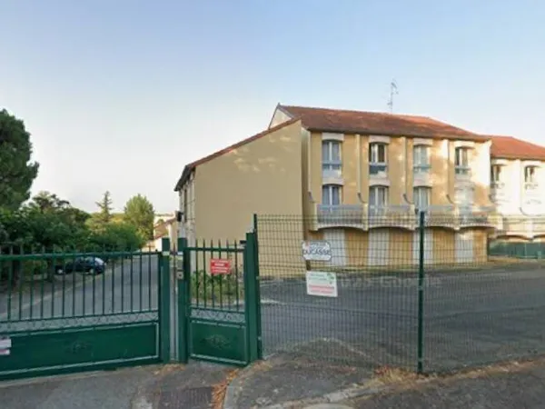 Appartement 1 pièce 14 m² 