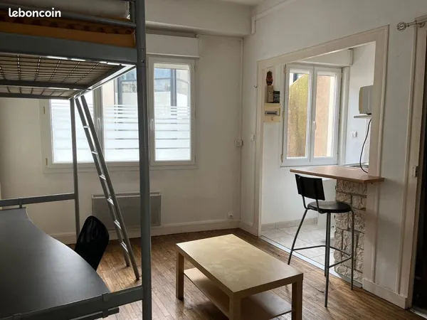 Studio meublé hyper centre 