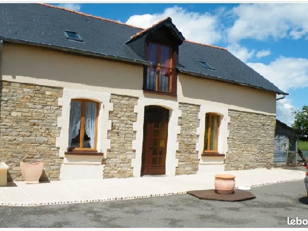 Maison entre Noyal-sur-Vilaine et Brécé 