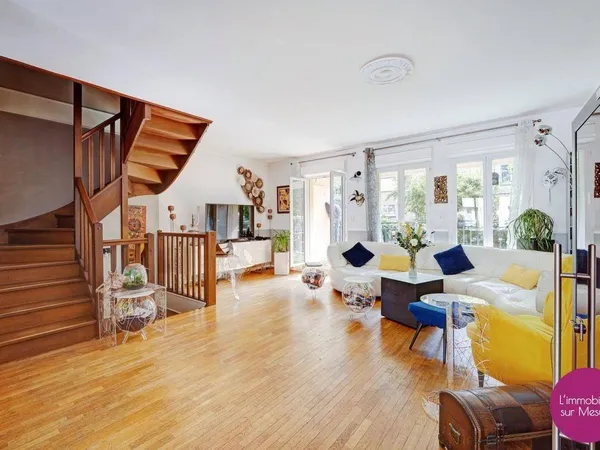 Maison 5 pièces 167 m² 