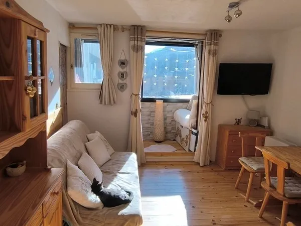 Particulier vend grand studio cabine 