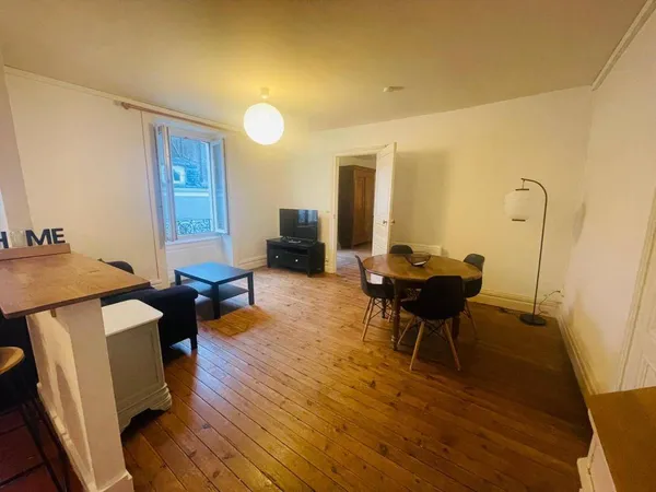 Loue T2 - 51m² - Nantes 44000 