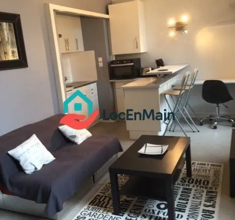 Studio 1 pièce 24 m² 