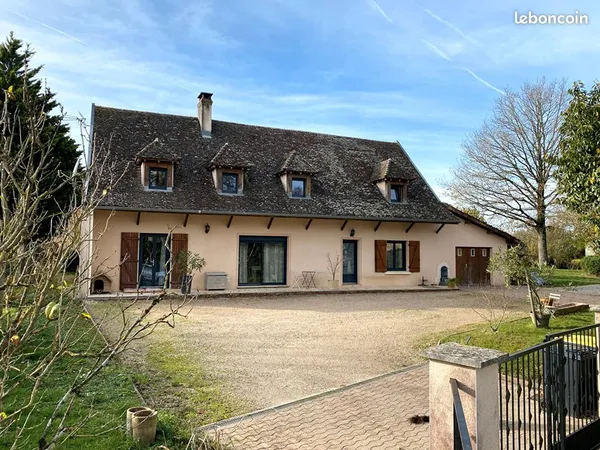 Maison 7 pièces 185 m² 