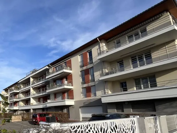 Appartement 3 pièces 69 m² 