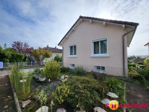 Maison avec jardin et dépendance proche centre ville 