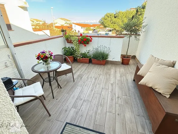 Appartement T1 avec Terrasse et place de parking 