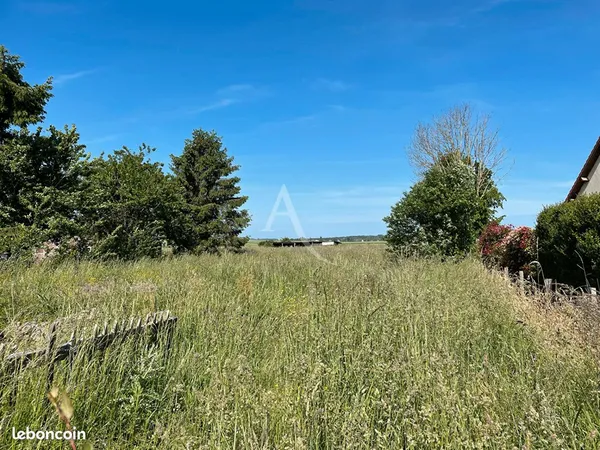 Terrain 3722 m² ETREPAGNY 