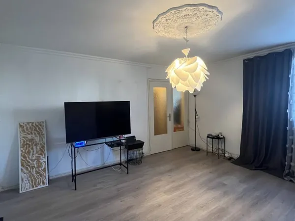 Appartement 4 pièces 80 m² 