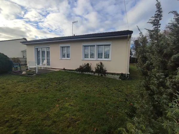 Maison de plain-pied 4 pièces 85 m² 