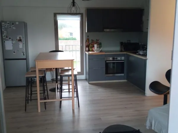 Appartement T2 : LOCATION AU MOIS 