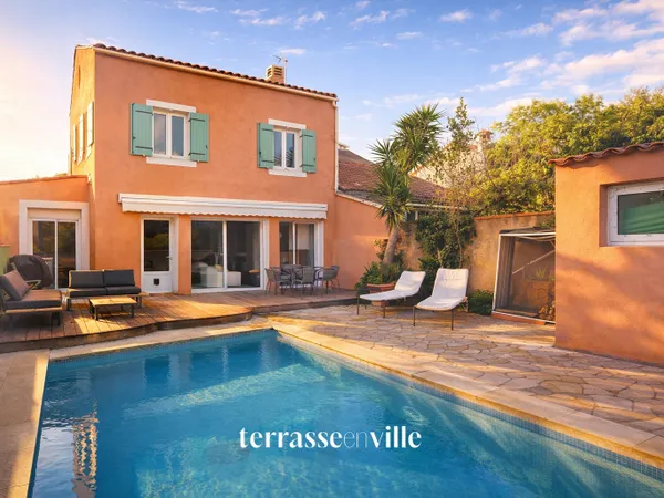 POINTE ROUGE - MAISON T5 - PISCINE - 995 000EUR 
