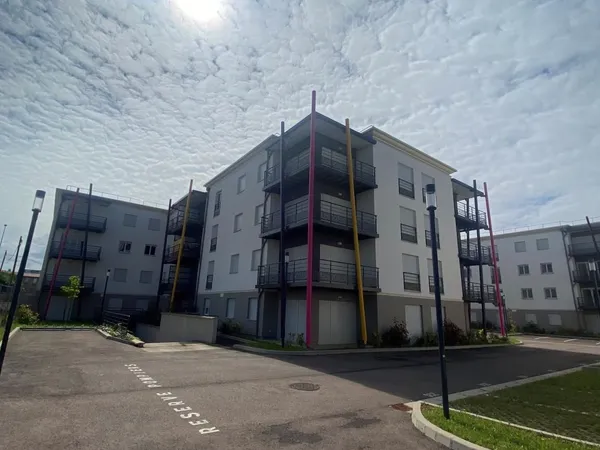Appartement 3 pièces 82 m² 