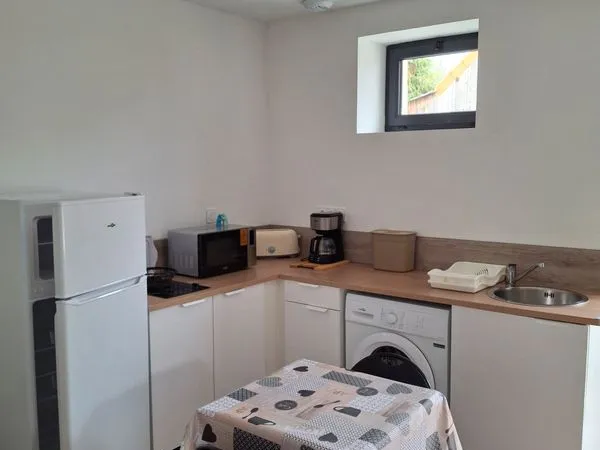 Location studio 28 m² 