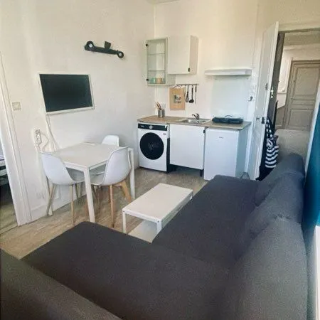 T2 meublé - 25m2 - Sainte Anne 