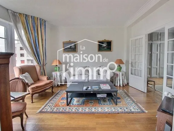 Appartement 5 pièces 104 m² 