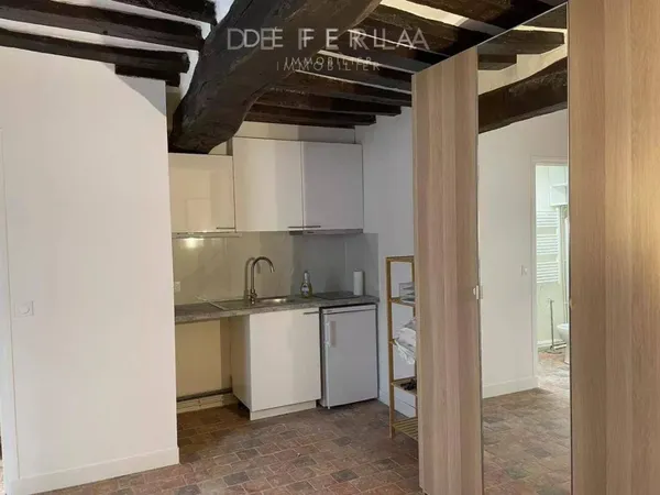 Studio 1 pièce 19 m² 