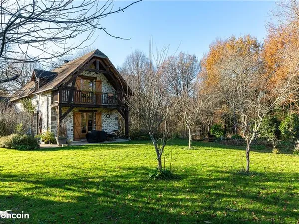 Maison 5 pièces 165 m² 