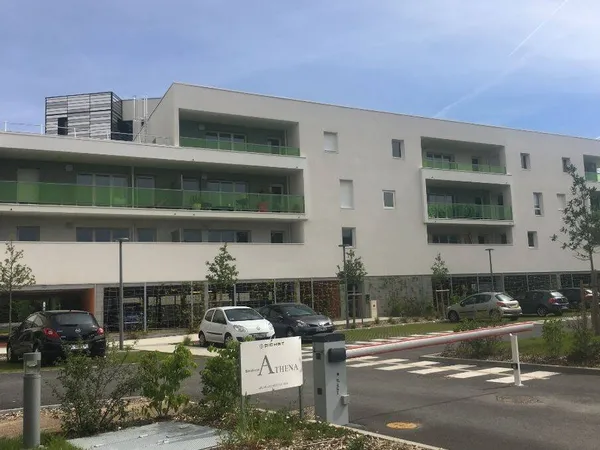 Studio 1 pièce 32 m² 