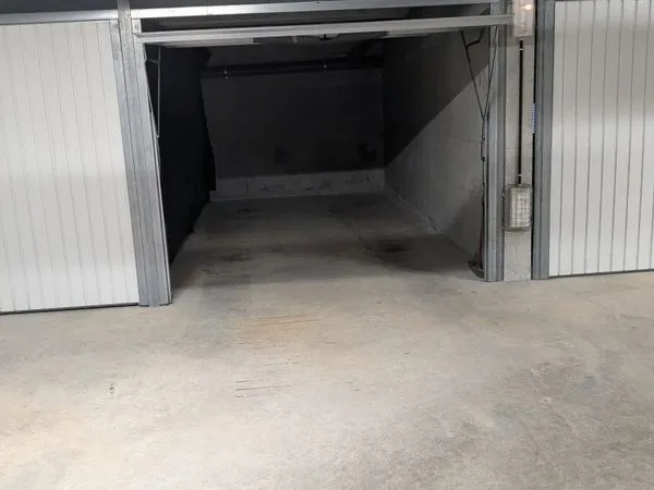 Garage à louer 