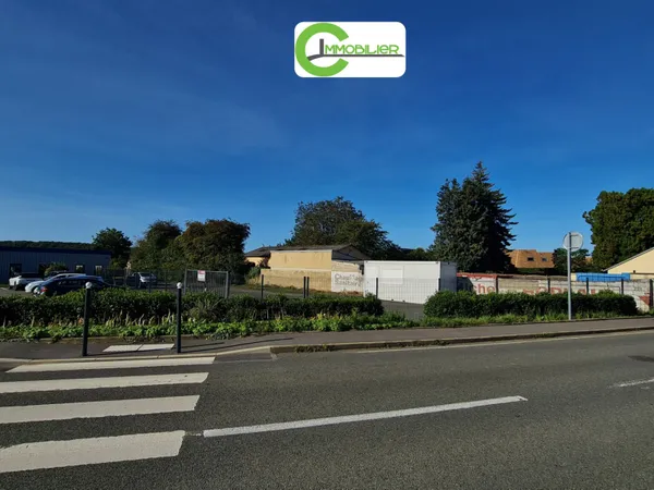 Proche accès autoroute A11, La Ferté Bernard 