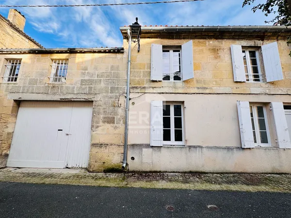 Maison à vendre à Bourg - Référence 2624 