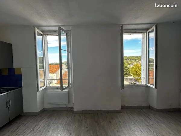 Location appartement proche commerce 