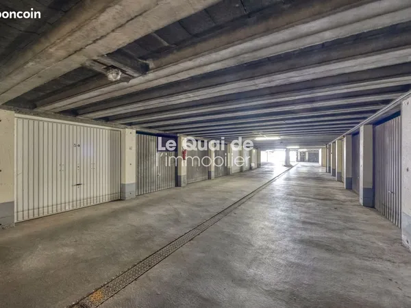 Parking/Garage/Box 16 m² 