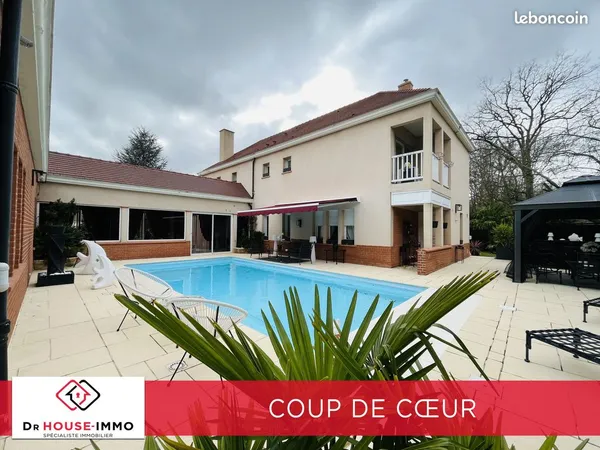 Villa 9 pièces 282 m² 